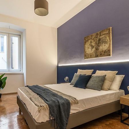 Apartmán Pregiata Camera Con Bagno Privato - Blu Di Prussia Terst Exteriér fotografie